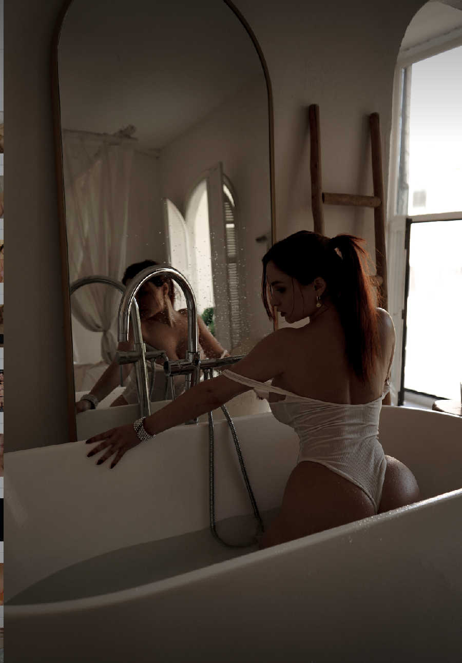 A playful frame from Miranda Faith nude — online in Portland