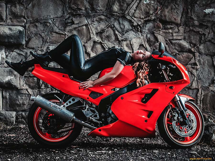 Beautiful girl Beautiful girls and motorcycles in Portland