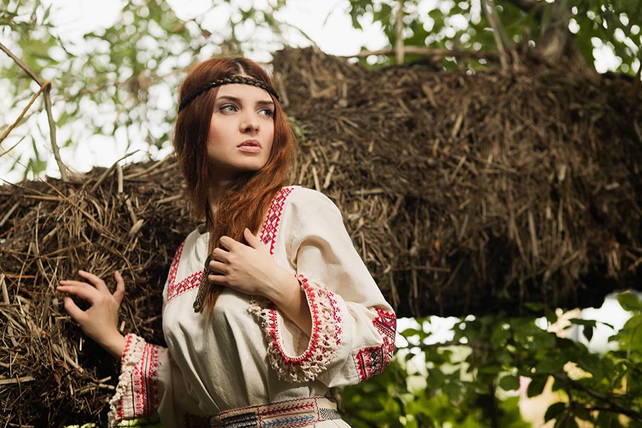 Women in Slavic costumes in Portland